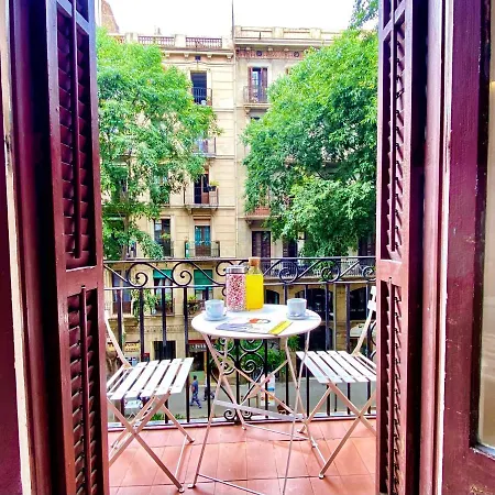 Tyche Apartment *