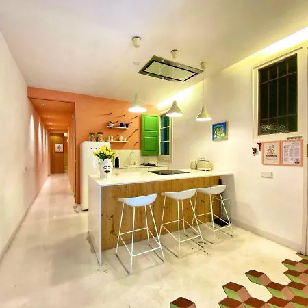 Tyche Apartment *
